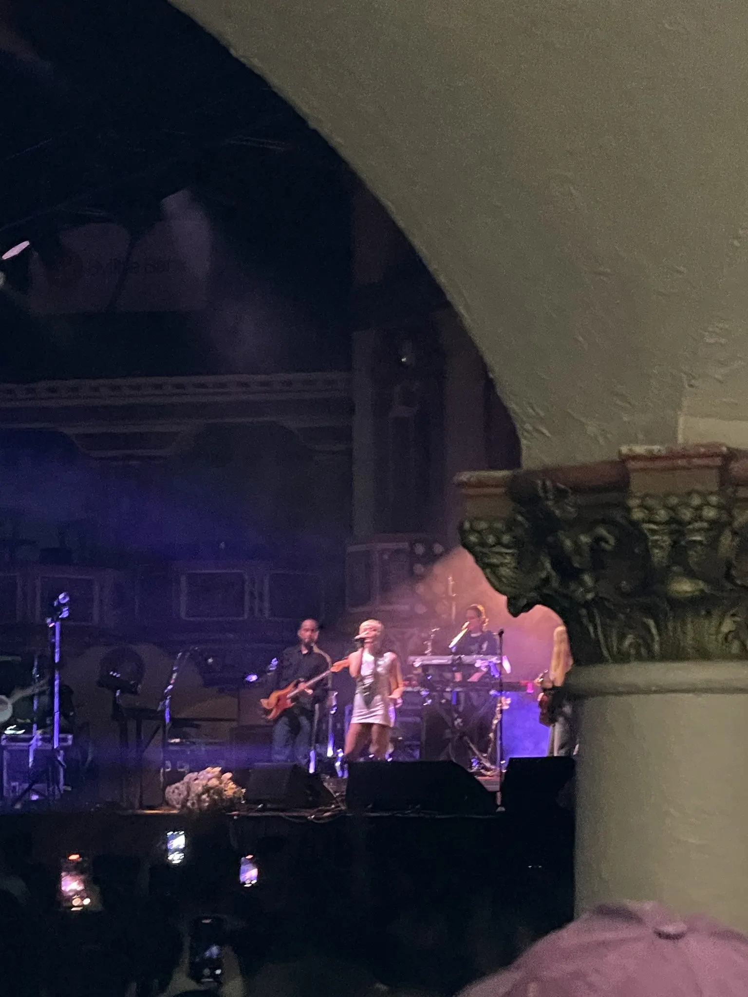 Maggie Rogers at Byline Bank Aragon Ballroom, Chicago — February 17, 2023, photo 6
