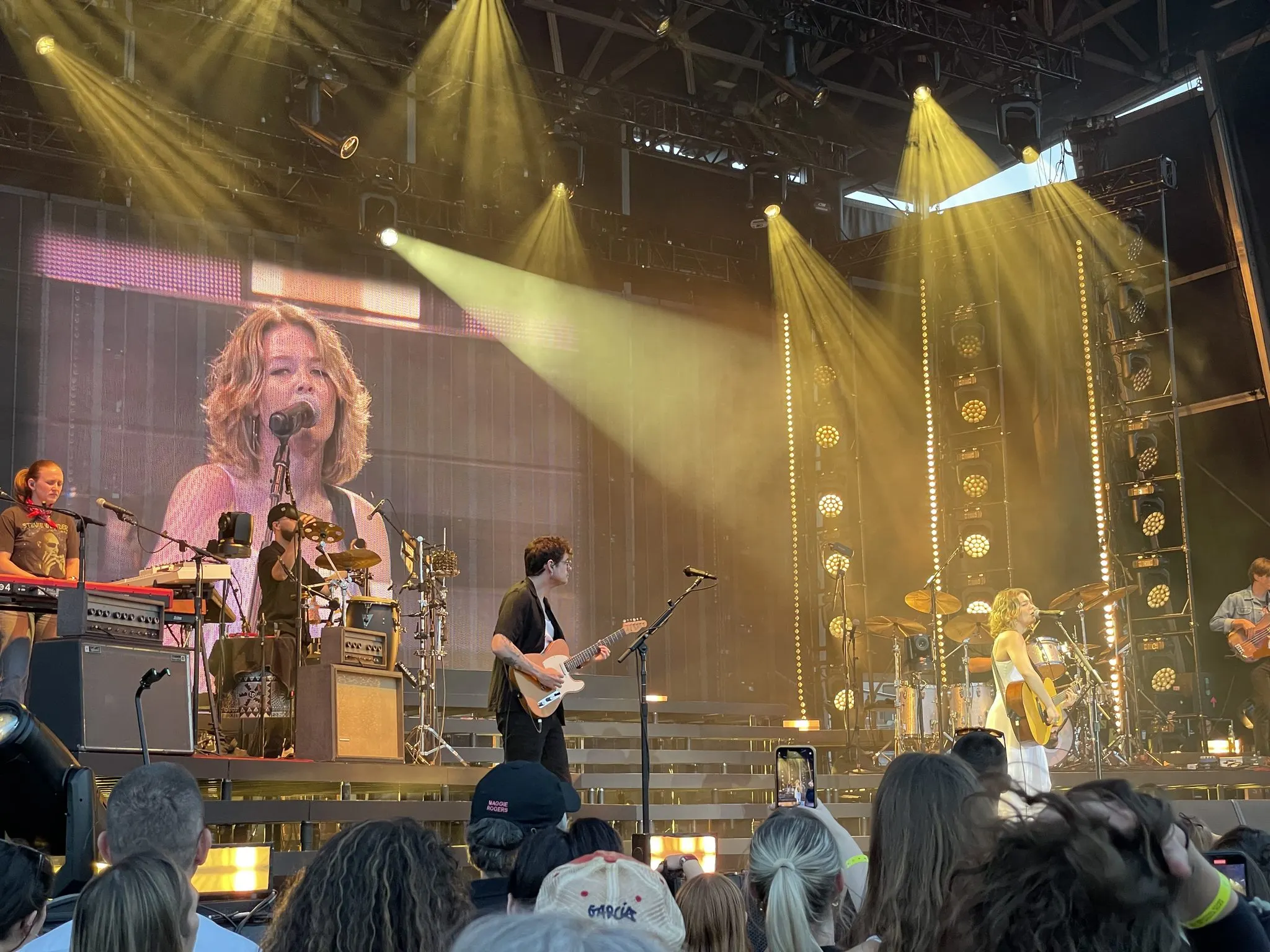 Maggie Rogers at The ICON Festival Stage at Smale Park, Cincinnati — June 7, 2024, photo 9
