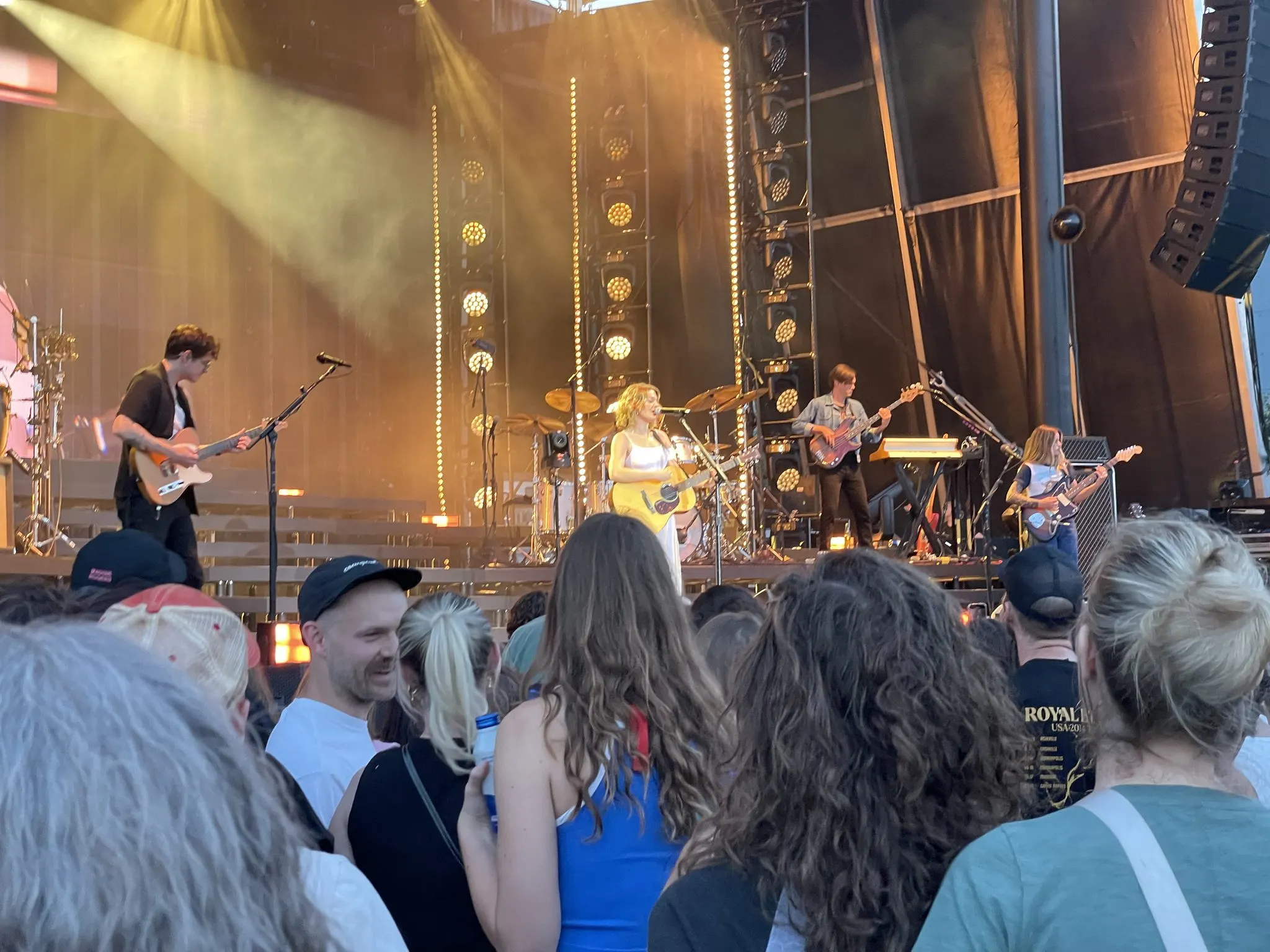 Maggie Rogers at The ICON Festival Stage at Smale Park, Cincinnati — June 7, 2024, photo 12