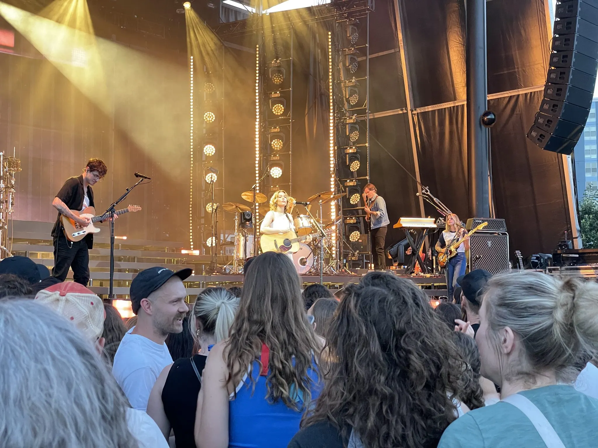 Maggie Rogers at The ICON Festival Stage at Smale Park, Cincinnati — June 7, 2024, photo 13