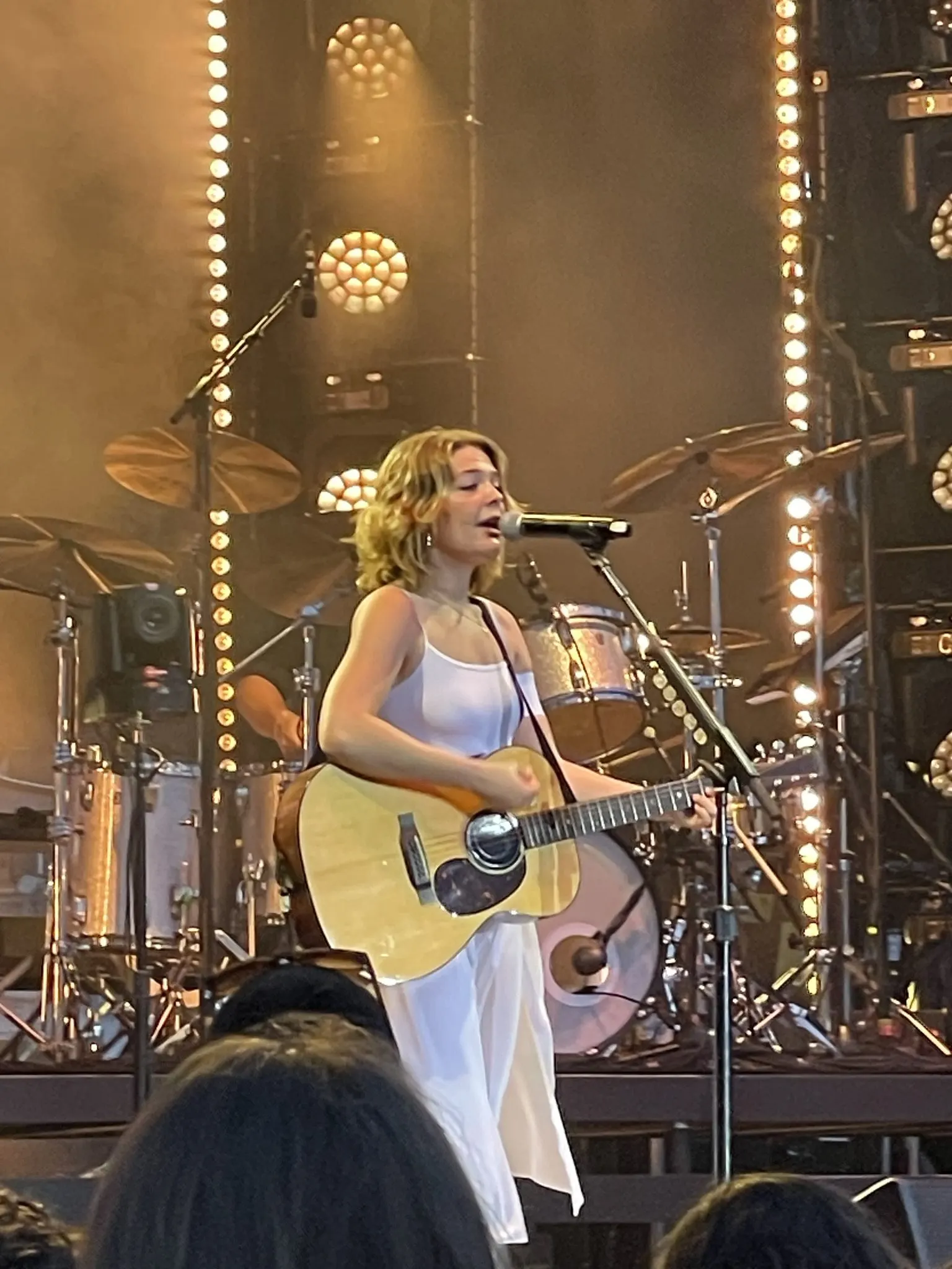 Maggie Rogers at The ICON Festival Stage at Smale Park, Cincinnati — June 7, 2024, photo 20