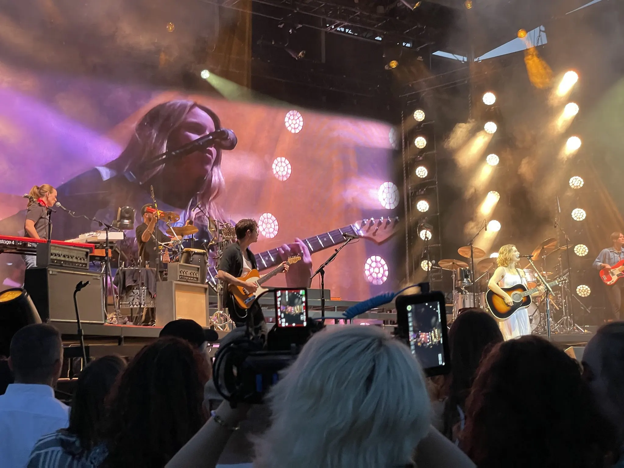 Maggie Rogers at The ICON Festival Stage at Smale Park, Cincinnati — June 7, 2024, photo 21