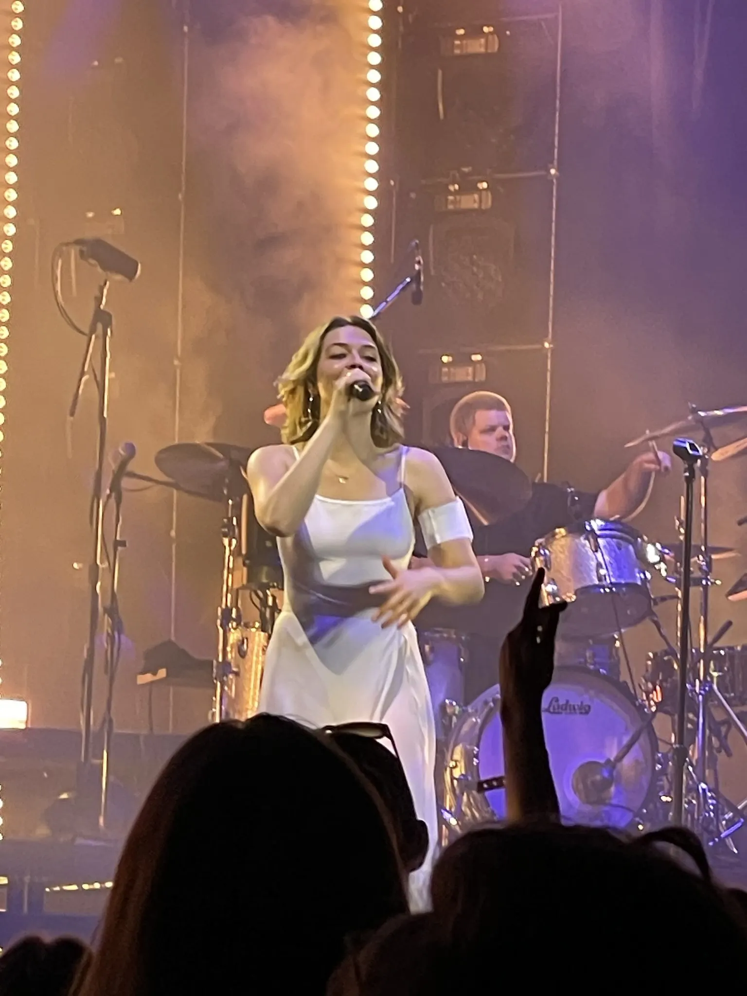 Maggie Rogers at The ICON Festival Stage at Smale Park, Cincinnati — June 7, 2024, photo 31