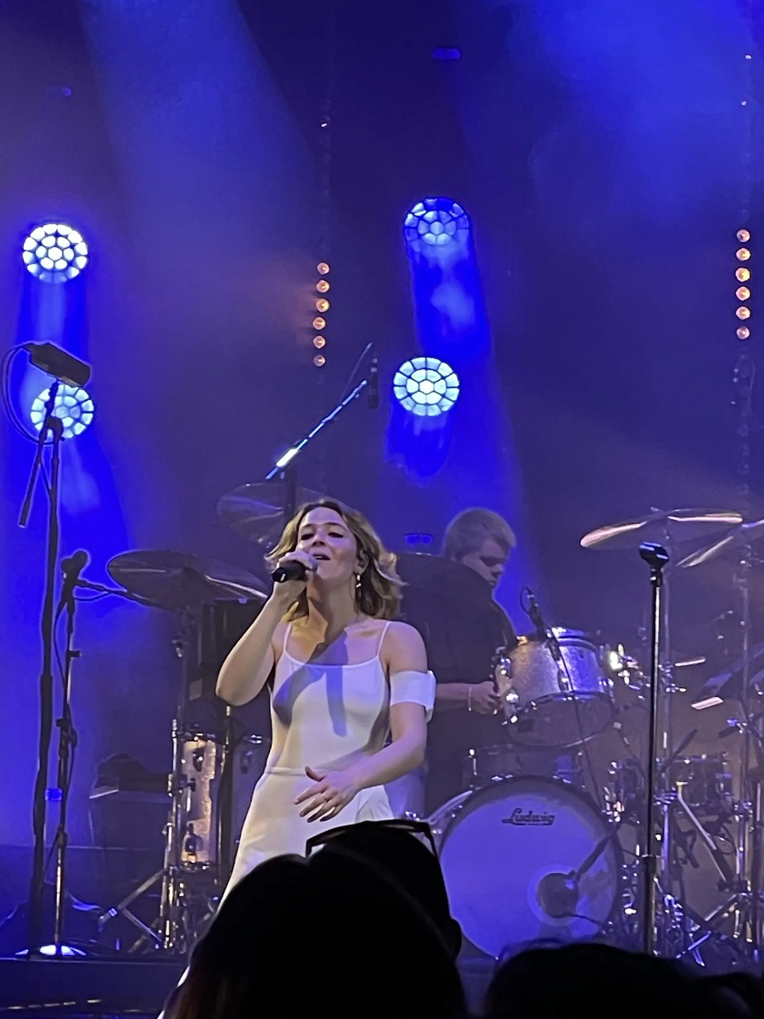 Maggie Rogers at The ICON Festival Stage at Smale Park, Cincinnati — June 7, 2024, photo 34